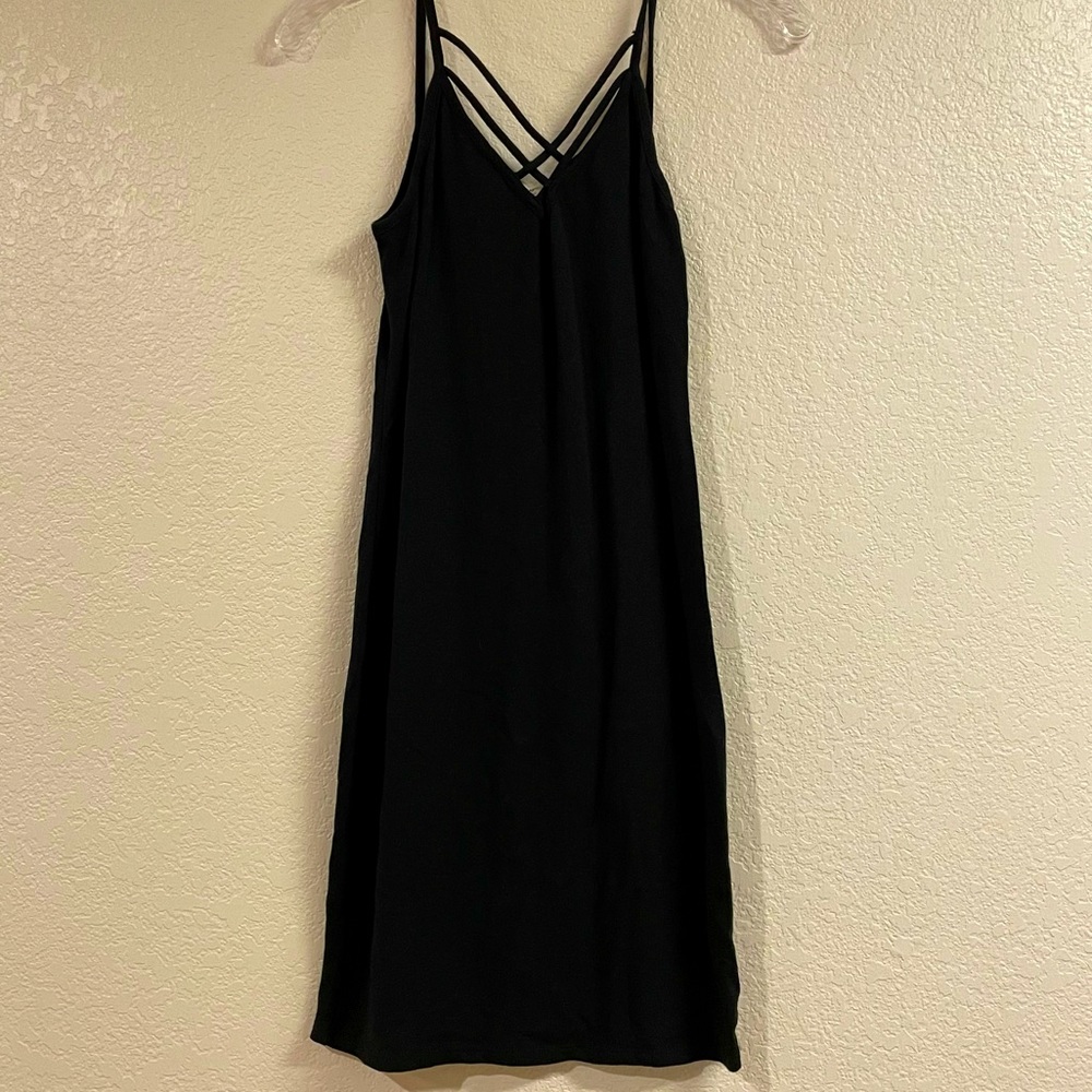Heart & Hips | Black spaghetti dress
